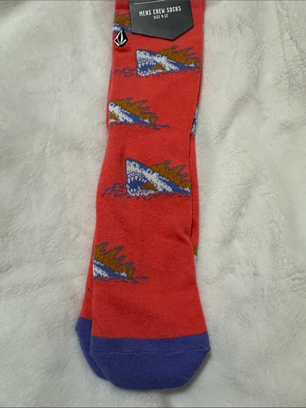 🦈 Volcom Men's Shark Attack Flame Novelty Crew Socks